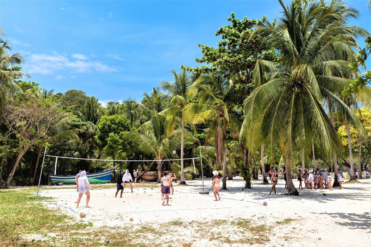Racha Island Resort Ko Racha Yai Dış mekan fotoğraf